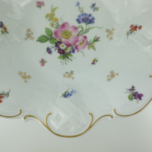 Reichenbach Reticulated Porcelain Footed Serving Bowl Centerpiece Germany - Picture 5 of 16